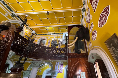 Führung durch den Bangalore Palace mit TicketFührung durch den Bangalore-Palast mit Ticket