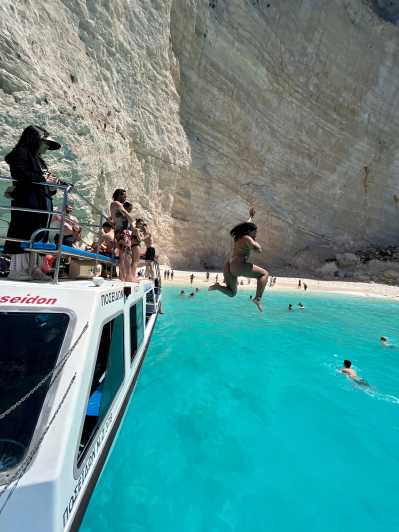 Zakynthos: Glass-Bottom Boat Tour to Shipwreck & Blue Caves