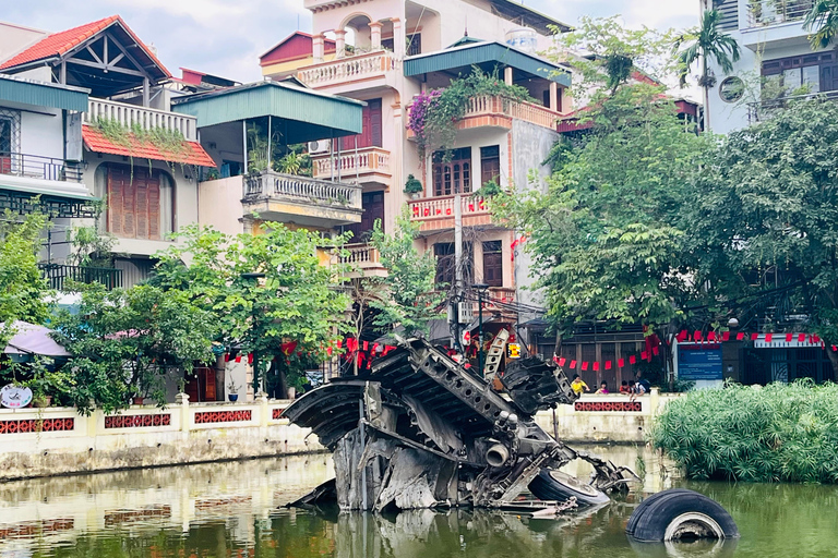 Hanoi: City Highlights Guided Tour by Vintage Jeep Private Jeep Tour >= 4pax