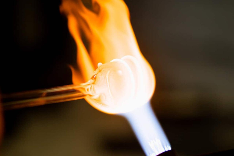 Create glass art in Southeast Portland