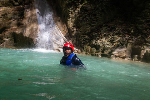 Puerto Plata: Damajagua Waterfall Tour and Artisanal Cocoa Experience