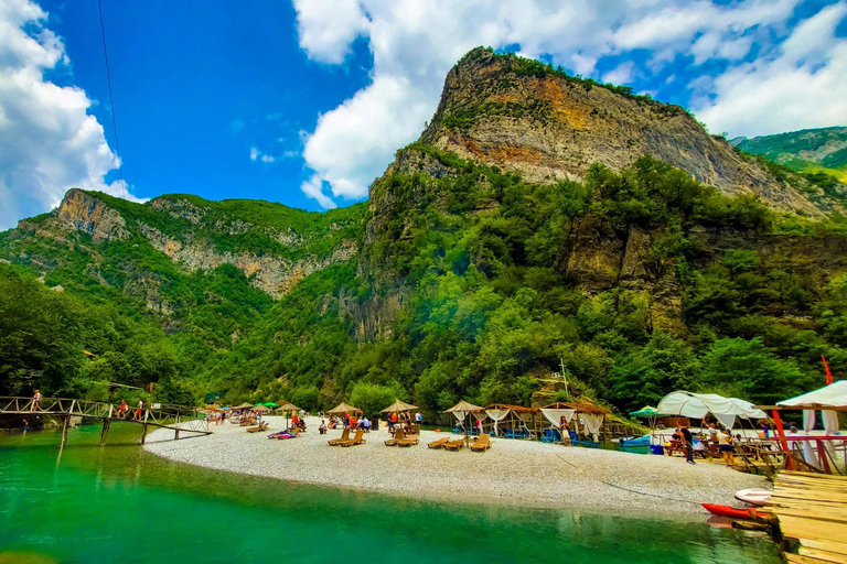 Desde Shkoder: Excursión de un día en barco por el río Shala y el lago KomaniDesde Shkoder: Excursión de un día por el río Shala y el lago Komani