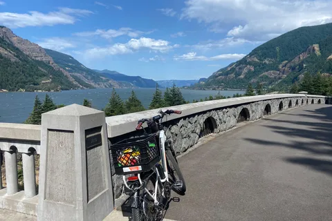 Columbia River Gorge: 3-Day Guided E-Bike Tour