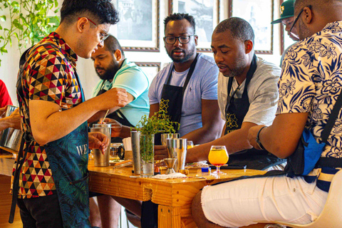 Cartagena: traditionele Colombiaanse mixologielesCartagena: Traditionele Colombiaanse mixologieles