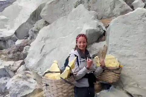 Ijen: Volcano Tour from Bali 24 hours Blue Fire Exploration