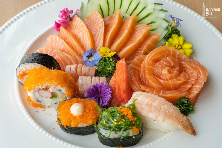 Bangkok : Baiyoke Sky Lunch 82nd Floor Crystal Grill Buffet