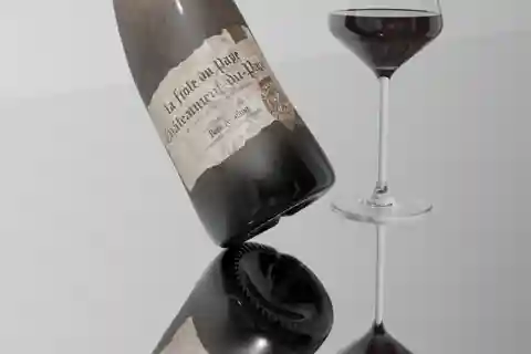 The Fiole Tour: Visit & wine tasting.