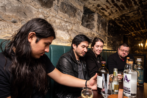 Edimburgo: Cata de ginebra en Underground Venue