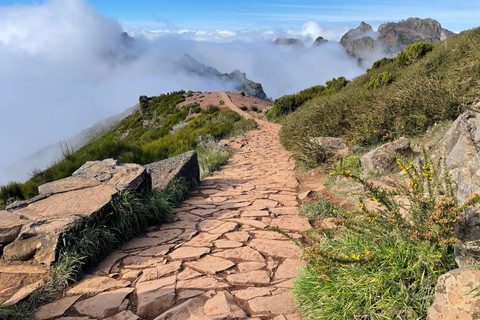Funchal : randonnée au Pico Ruivo et à l&#039;Achada do Teixeira avec transfertFunchal : transfert pour randonnée au Pico Ruivo et à Achada do Teixeira