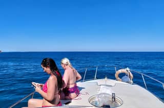 Palermo: Luxus-Bootstour mit Aperitif und Schnorcheln