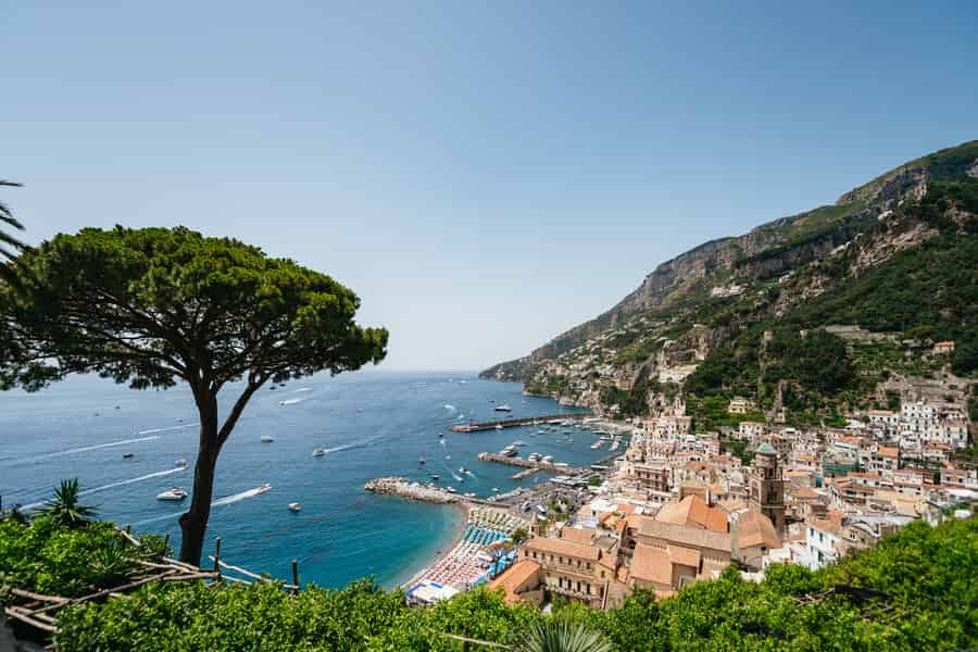 Ab Sorrento/Nerano: Bootstour nach Amalfi und Positano. Foto: GetYourGuide