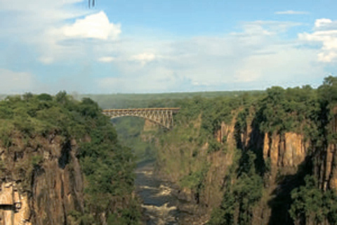 Victoria Falls: Flying Fox Erlebnis mit Transfers