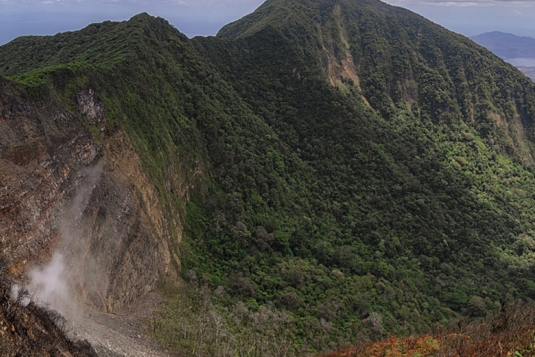 Senderismo en el Volcán Mombacho Nicaragua