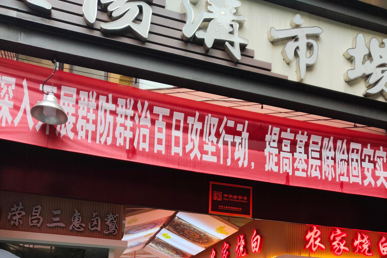 Chongqing: Cooking class, Face-Changing Show & Skyline Views Private Tour