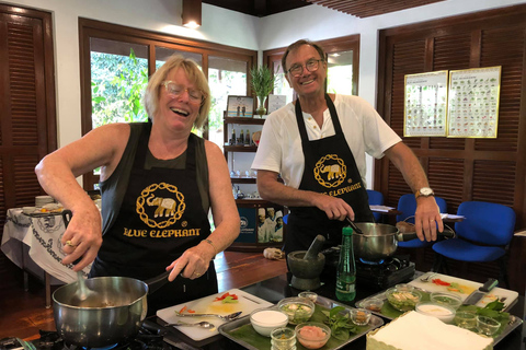 Phuket - Cours de cuisine thaïlandaise de l'Eléphant Bleu avec visite du marché