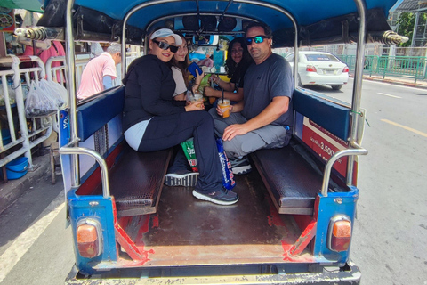 Private Mysterious Bangkok & Grand Palace Tuk Tuk Boat Lunch