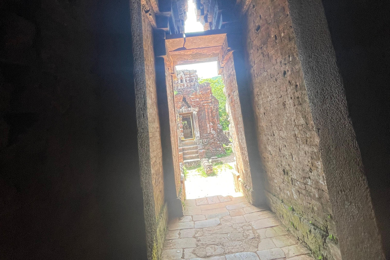 Hoi An: My Son Sanctuary Guided Tour with Lunch & Boat Trip Hoi an : My Son Sanctuary Guided tour. Lunch. boat trip