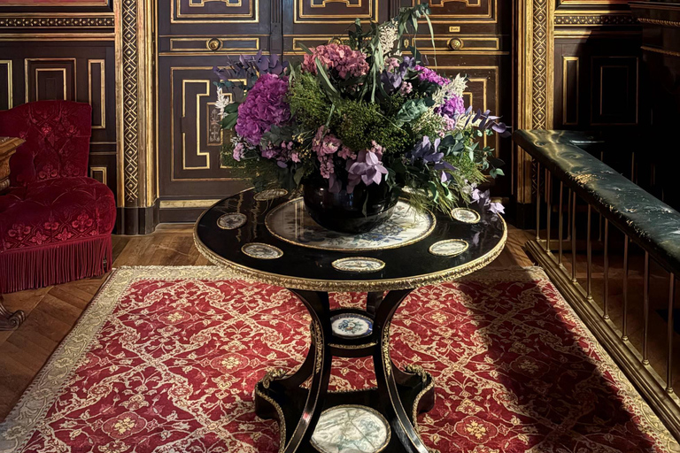 Guided visit of the Hôtel de la Païva Guided tour of the Hôtel de la Païva