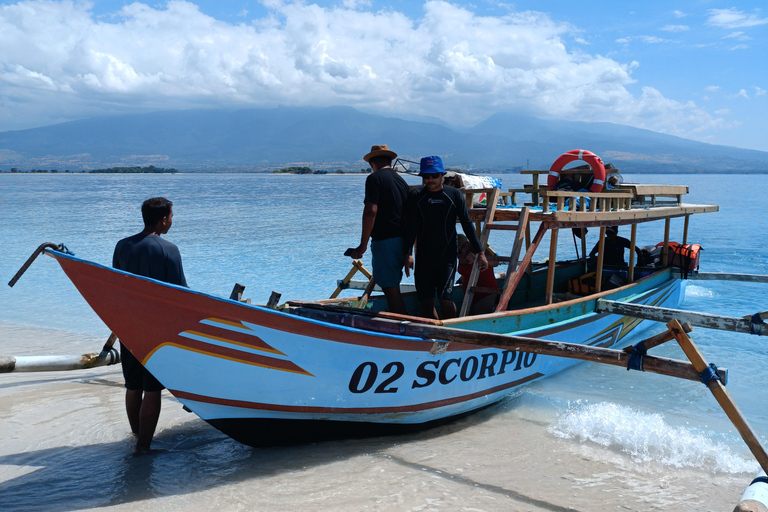 Lombok: Wonderful Snorkeling Trip to The East Hidden Gilis Lombok: Wonderful Snorkeling Trip to The East Secret Gilis