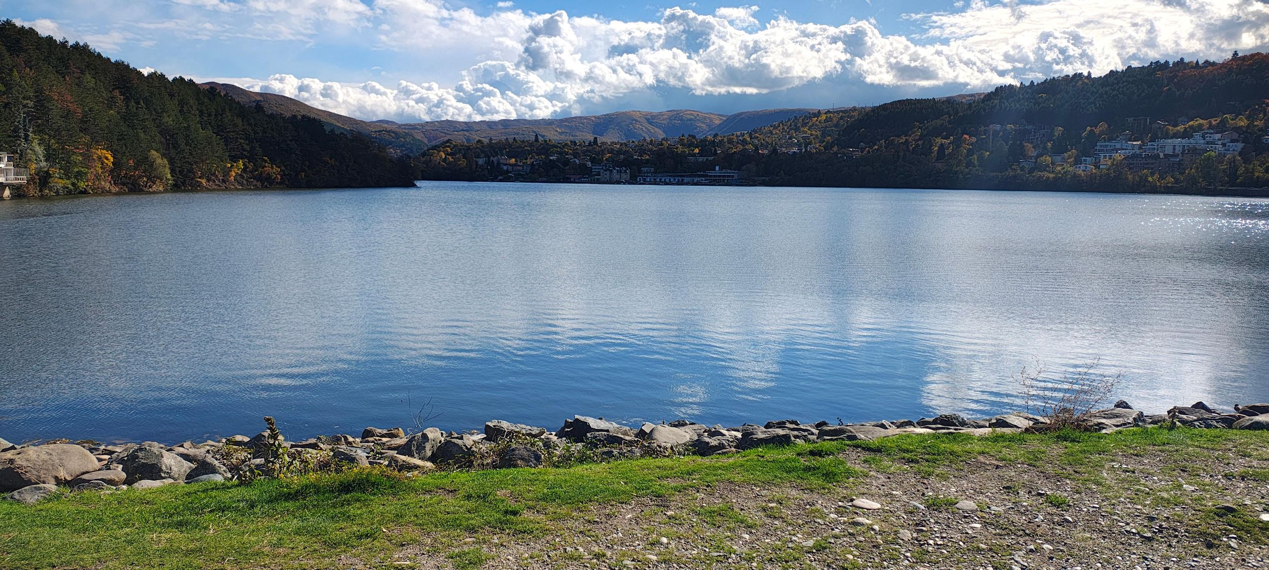 Sofia: See + Fluss, privat geführt. Abholung und Rücktransfer