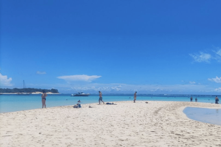 Bateau rapide privé des 3 îles avec déjeuner et plongée avec masque et tuba sur les tortues de mer