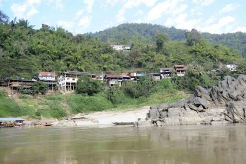 Von Chiang Rai Slow Boat nach Luang Prabang 3 Tage 2 Nächte