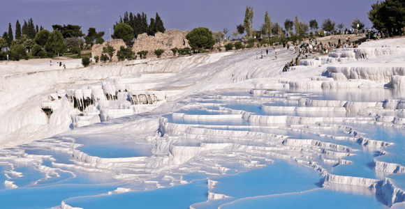 Kusadası: Pamukkale and Hierapolis Guided Tour with Lunch