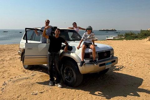 From Cairo: 4x4 Desert Safari, Waterfalls & Magic Lake Shared Tour: Wadi El Rayan, Magic Lake & Lake Qarun, Jeep