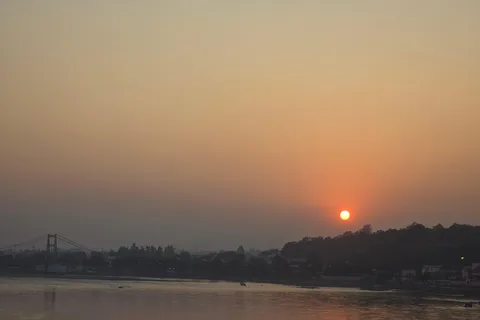 Rishikesh: Walking Tour with Lakshman Jhula & Ganga Aarti