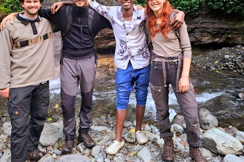 Arusha: Napuru Waterfalls Guided Hike and Village Visit