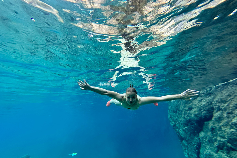 Valencia: Epic Montanejos Hiking, Swim & Waterfall Tour Summer 26: self-guided hiking and thermal springs