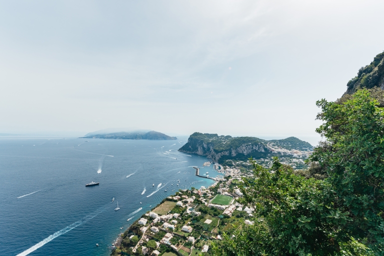 Ab Sorrent: Tagesausflug zur Küste und nach Capri per BootTour mit Hotelabholung und ohne Badestopp