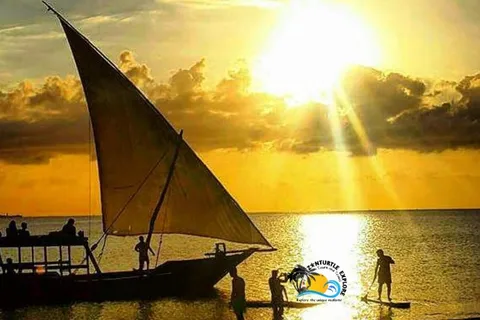 Stone town: Sunset Cruise with Traditional Music and Snacks