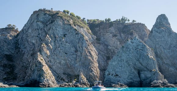 Coast of the Gods: 4-Hour RIB-Boat Excursion from Capo Vaticano to Tropea