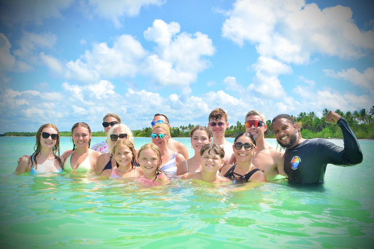 Punta Cana: Saona Island Tour with Lunch and Drinks