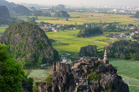 Da Nang: Private City Tour with Coffee & Local Guide