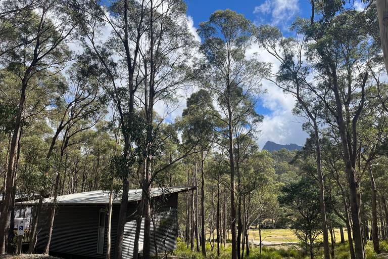 6 Day Taste of Tasmania Tour Private room shared bathroom 1 person