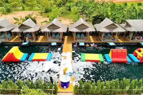 Khaolak: Waterside Beach Club Half-Day Chill Experience