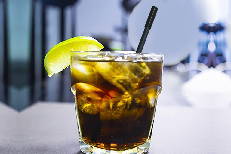 خاص: بونتا كانا: تذوق مشروب أوليفر وأوليفر الروم مع خدمة الاستلام