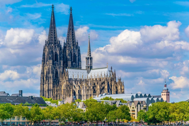 Best of Cologne in 1-Day Private Guided Tour with Transport (Le meilleur de Cologne en 1 jour, visite guidée privée avec transport)7 heures : Vieille ville, cathédrale de Cologne et triangle de Koeln