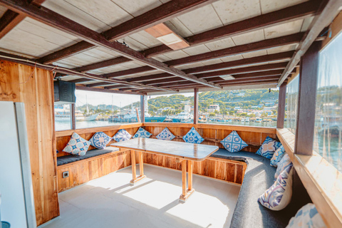 Labuan Bajo: 3-Day Komodo Sailing & Overland Tour, 12 Stops Standard Boat | 3-Day Komodo Sailing | 9 Stops | No Overland