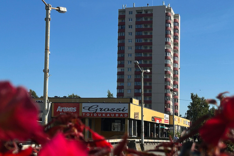 Authentic Tallinn: Everyday Life & Architecture