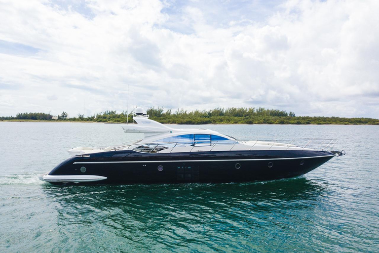 Miami: 2025 Axopar 37 Brabus Edition Boat Rental