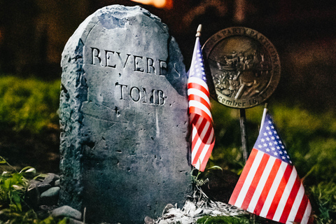 Boston: 1.5-Hour Ghosts and Gravestones Tour