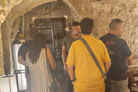 Zwischen Schluchten und Aromen: Cuenca probieren (gastronomische Tour)Zwischen Schluchten und Aromen: Cuenca kulinarisch entdecken (Gastronomietour)