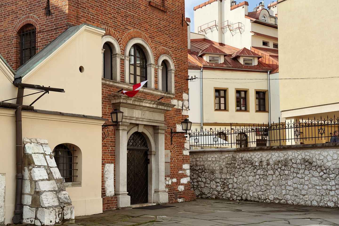 Krakow: Kazimierz, Schindler's Factory & Ghetto Guided Tour