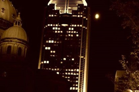 جولة سير على الأقدام في وسط مدينة مونتريال المسكون بالأشباحسنتر فيل هانتي