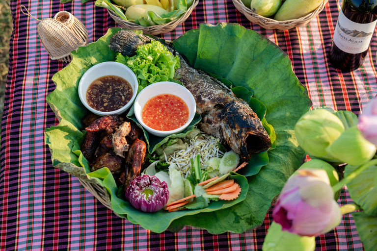 Siem Reap: Horseback Ride with Tour Guide at Phnom Krom (1 hour) Horseback Ride with Tour Guide