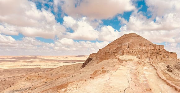 Djerba: Berber & Desert Experience – Chenini, Tataouine, Ksar