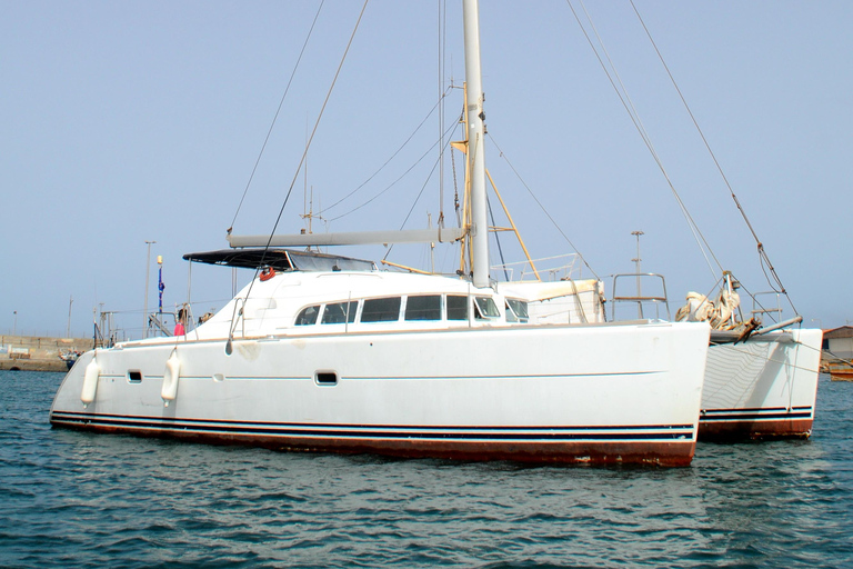 Wyspa Sal: Rejsy katamaranem na wyspie Sal